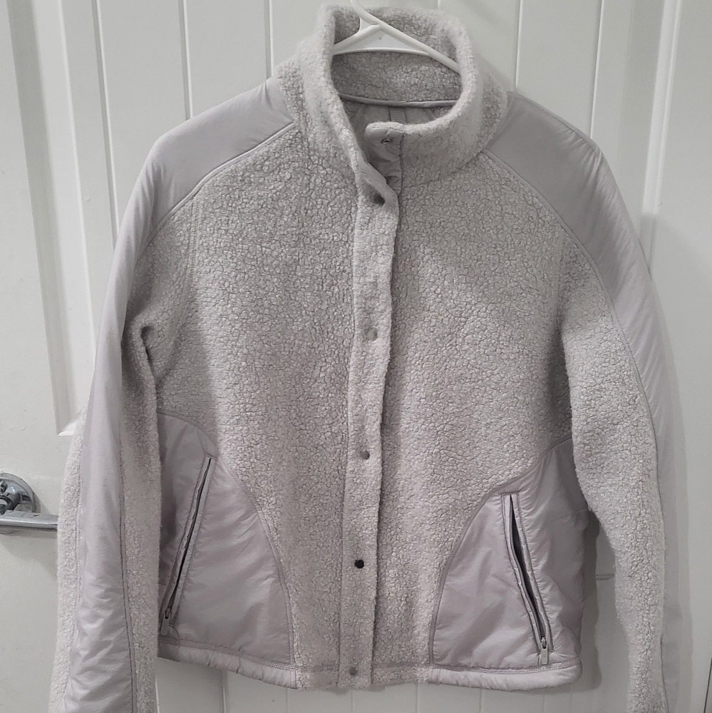 Lululemon Go Cozy Jacket Size 6